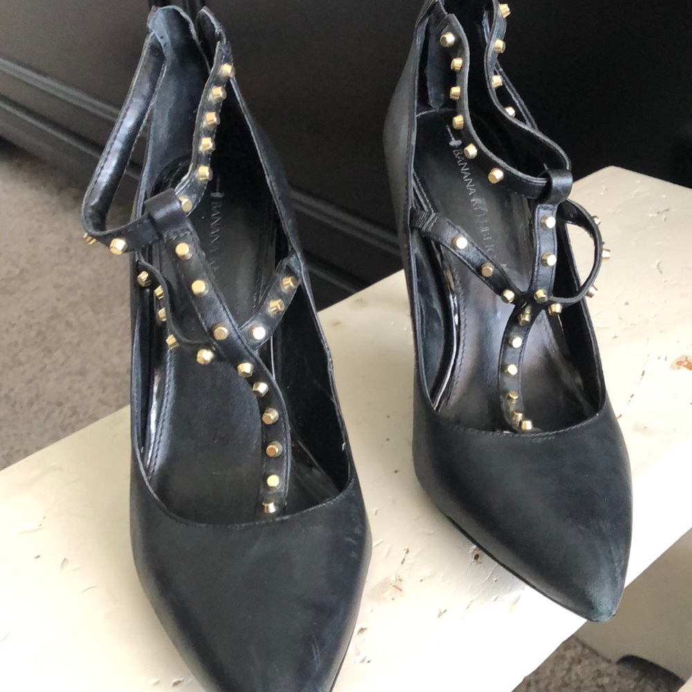 Heels - Picture 2 of 5